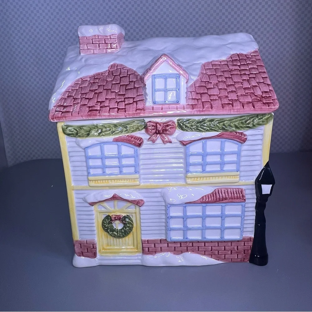 Christmas Village Earthenware Christmas Cookie Jar In‎ Original Box VTG
