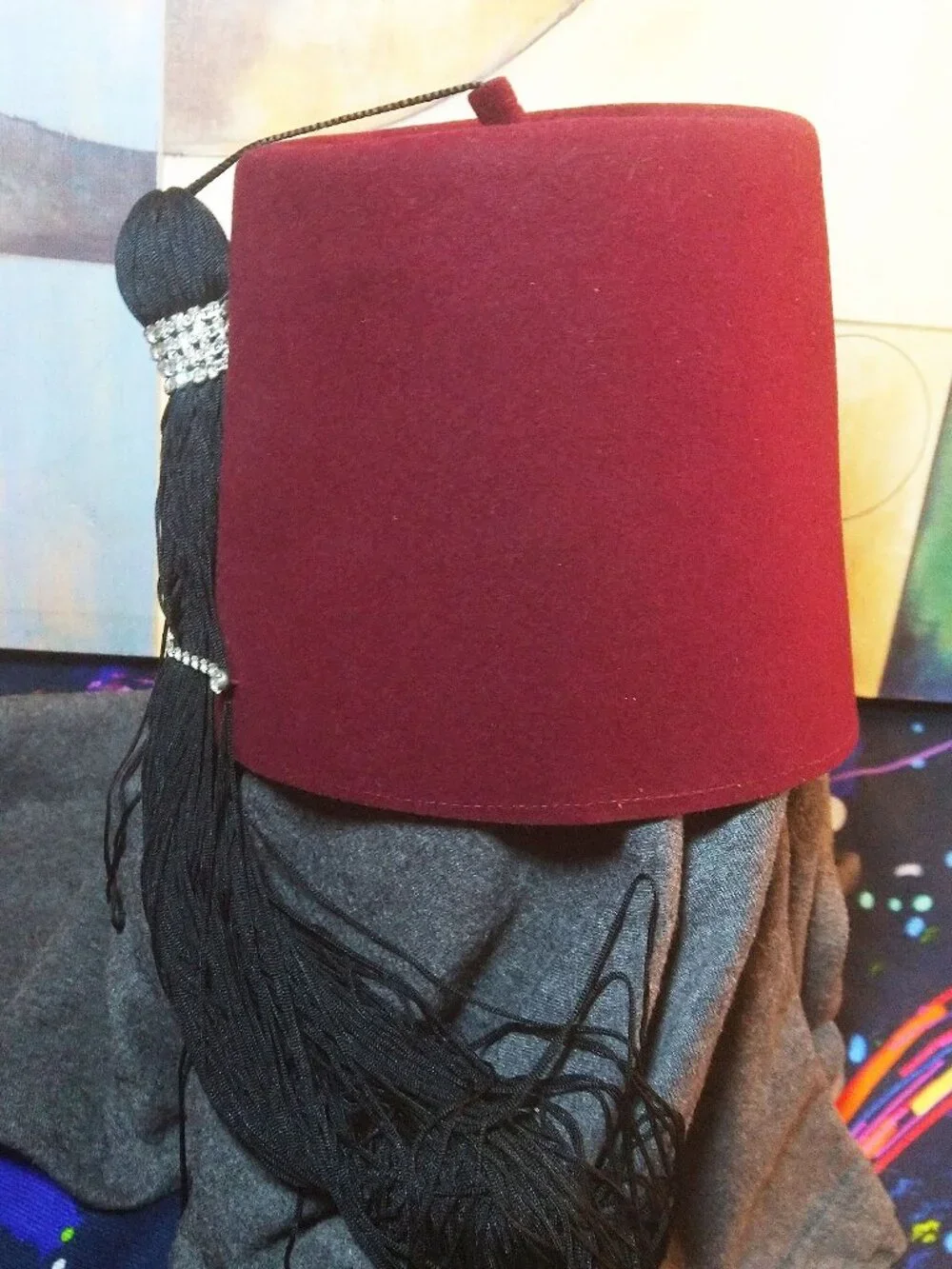 N/A maroon wool