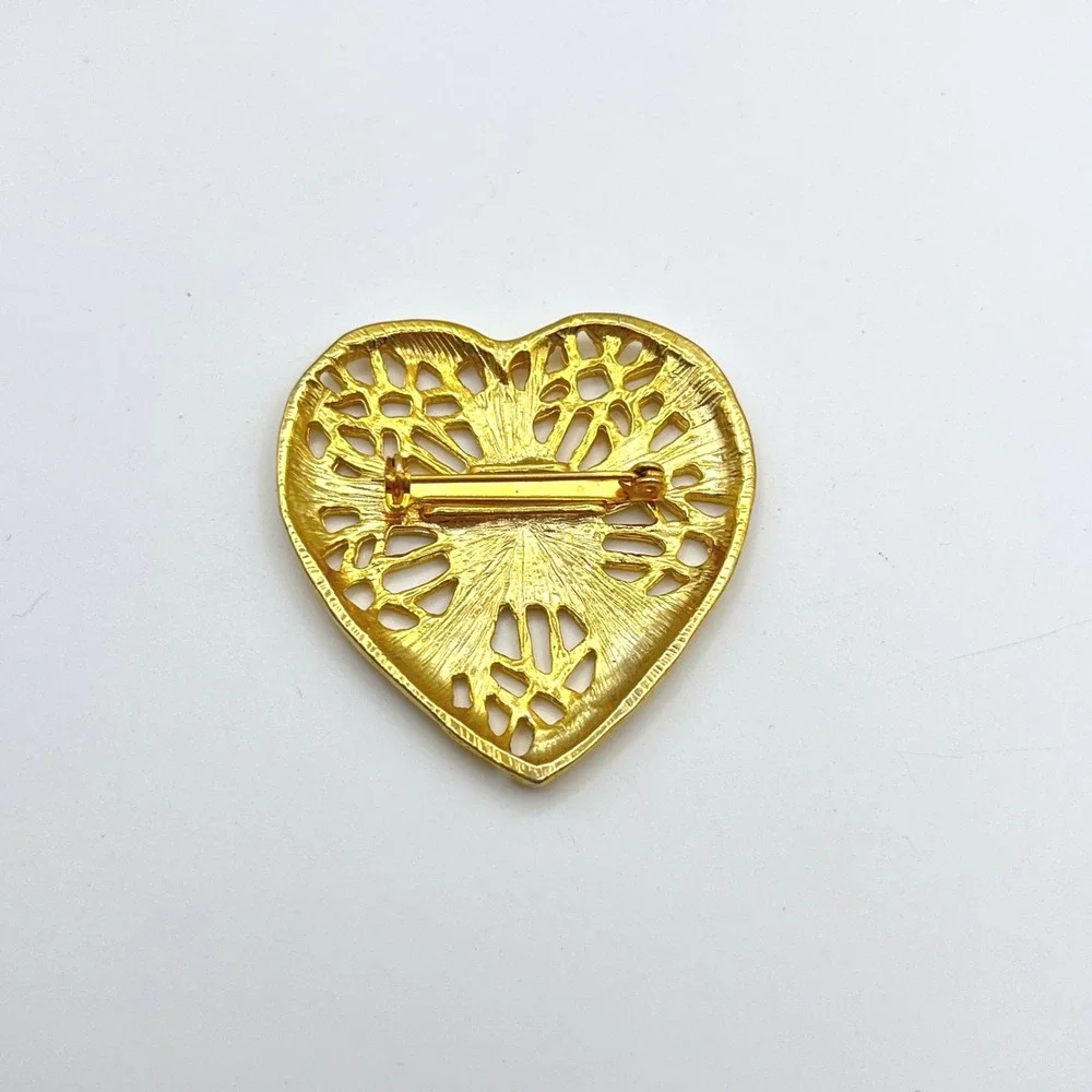 N/A gold tone