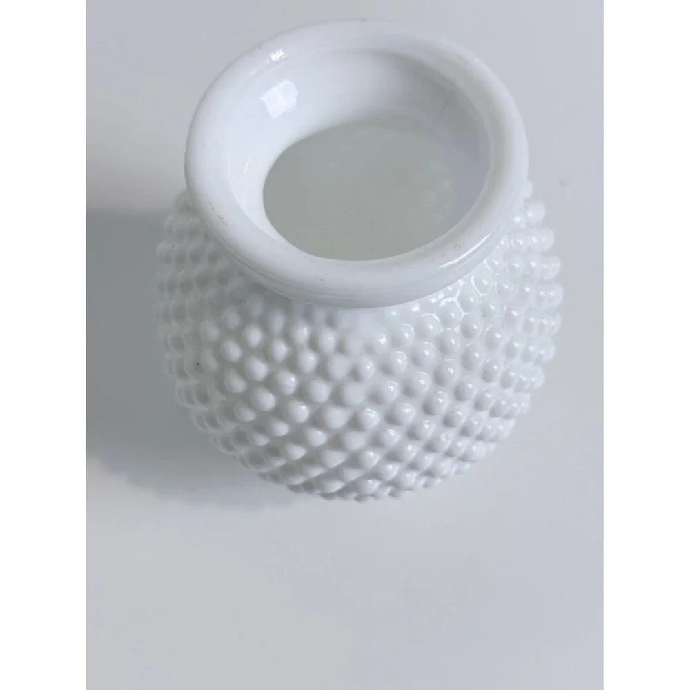 Westmoreland chips or #milkglass