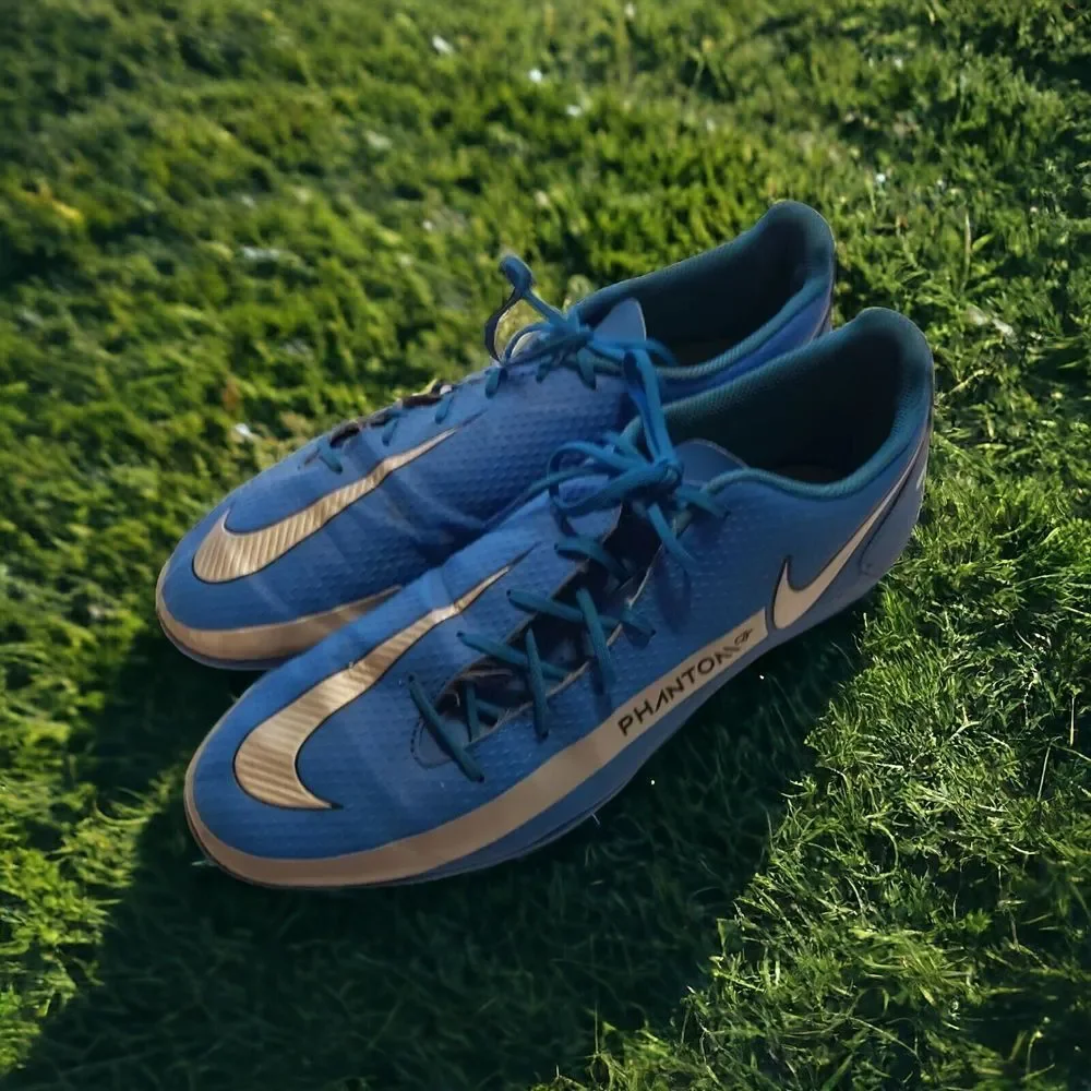 Nike PHANTOM‎ GT Club FG/MG # CK8459-400 Soccer Shoes Size Mens 11