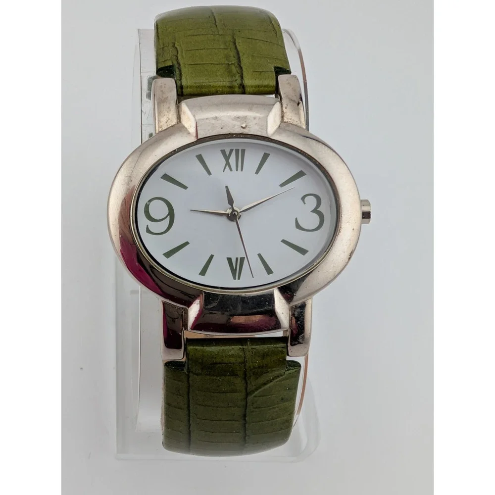 Coldwater Creek Watch Women 35mm Case Olive Green Leather Band- New Battery‎