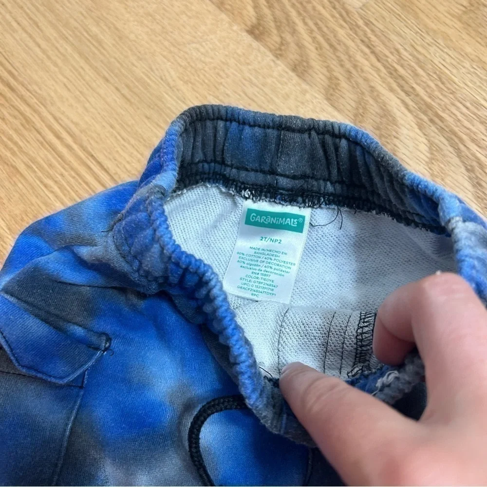 GAP 2t shorts