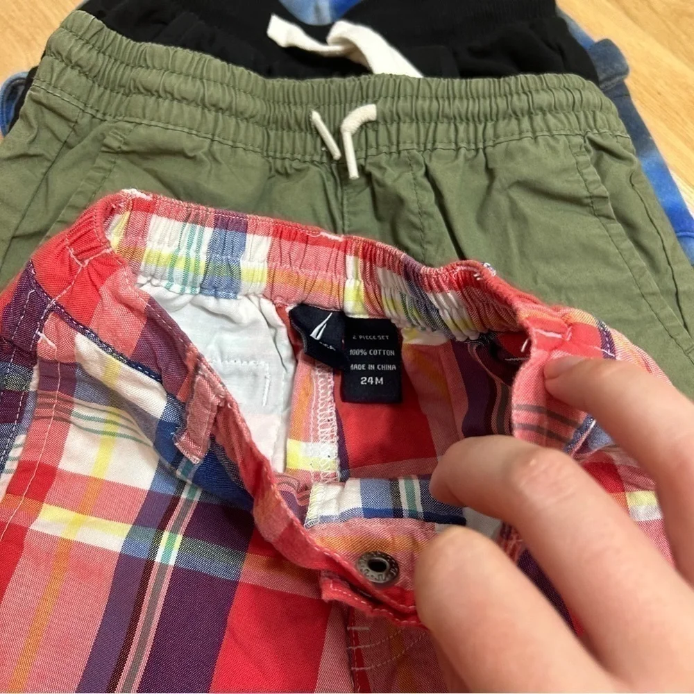 GAP 2t shorts
