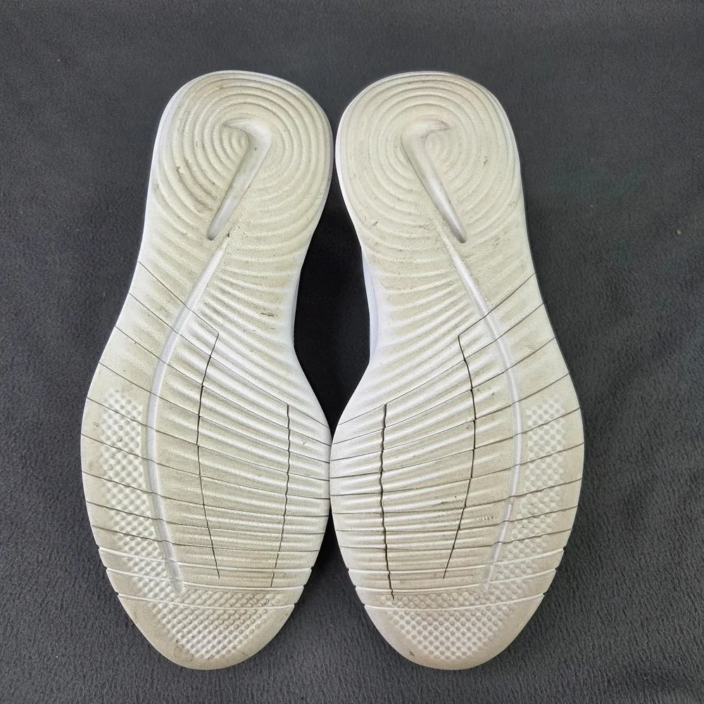Nike pet next mint