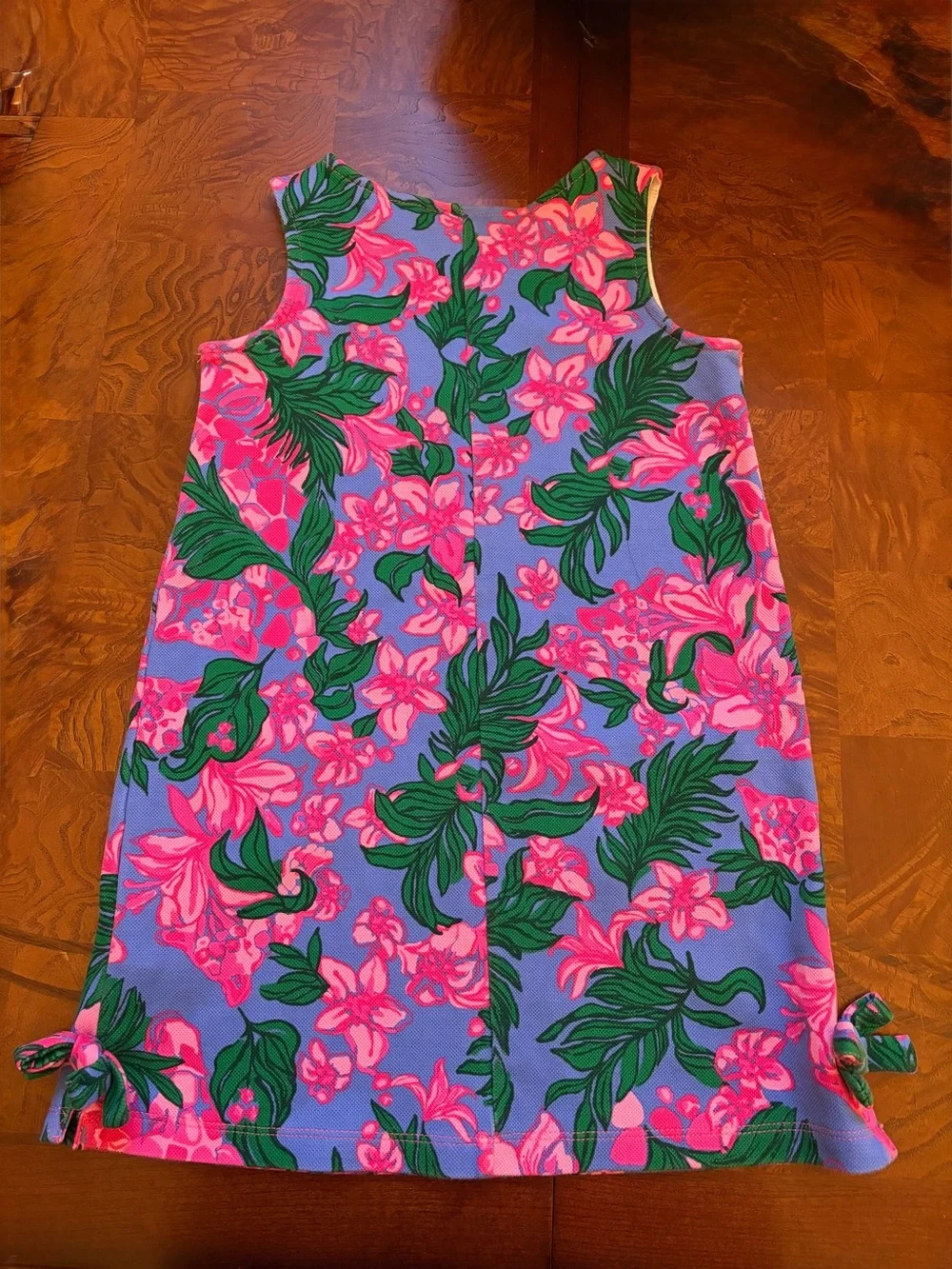 Lilly Pulitzer vibrant tropical