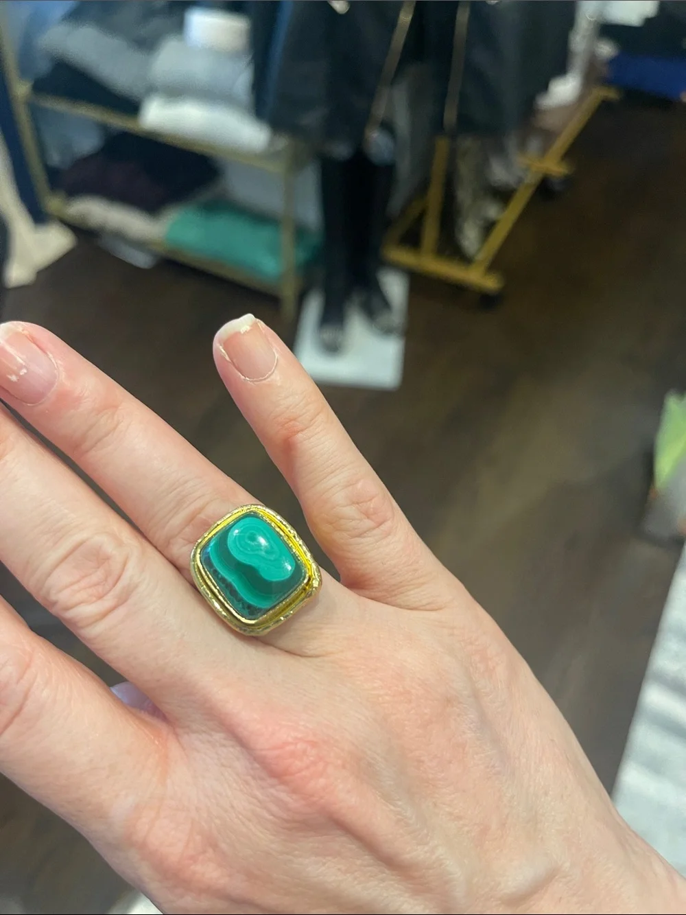 N/A ring eye center