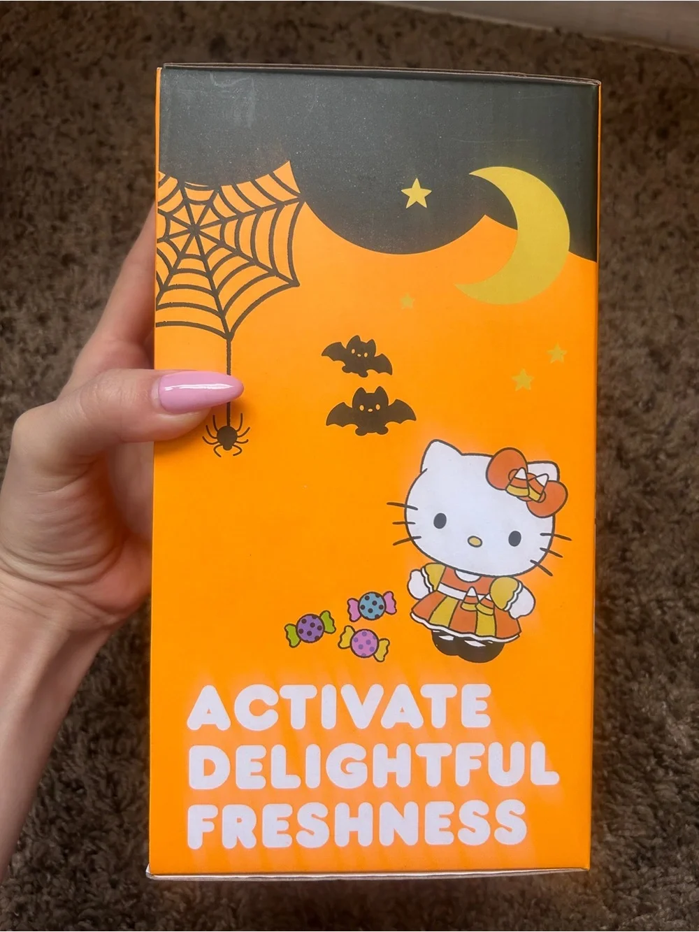 Hello Kitty includes scented