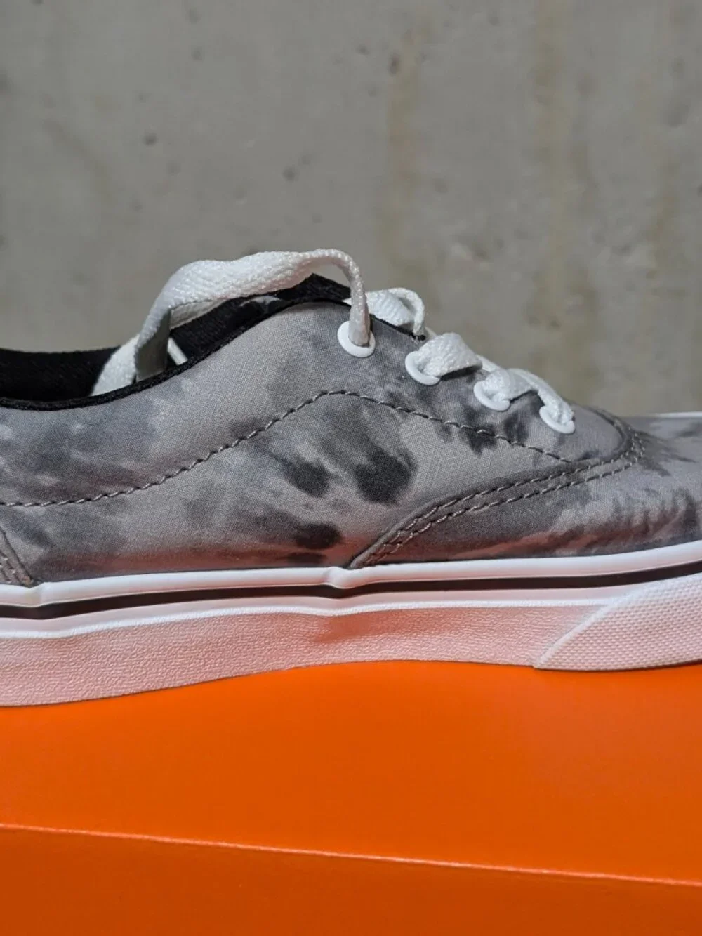 Vans never worn