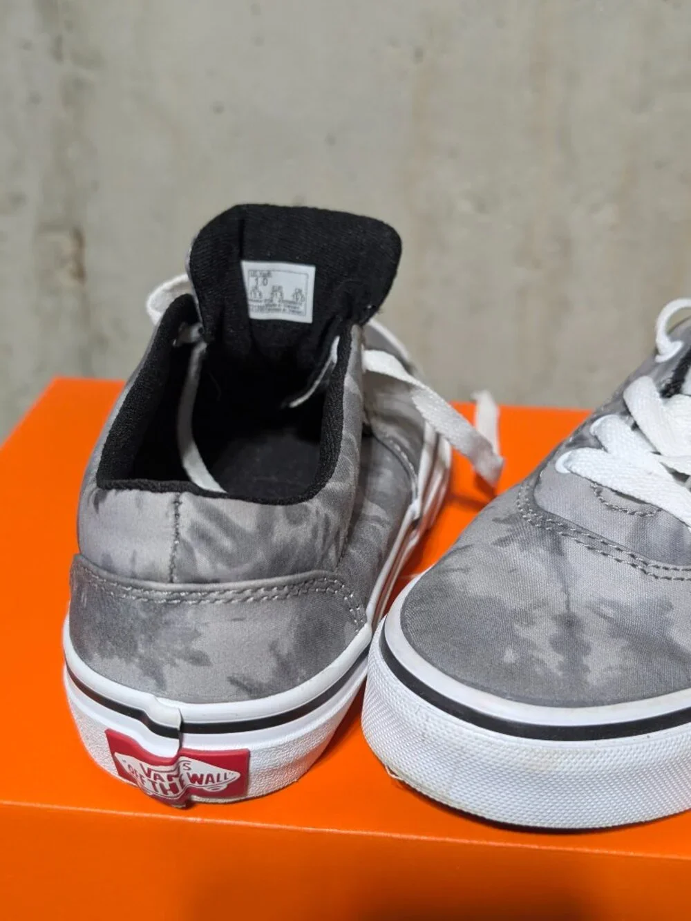 Vans never worn