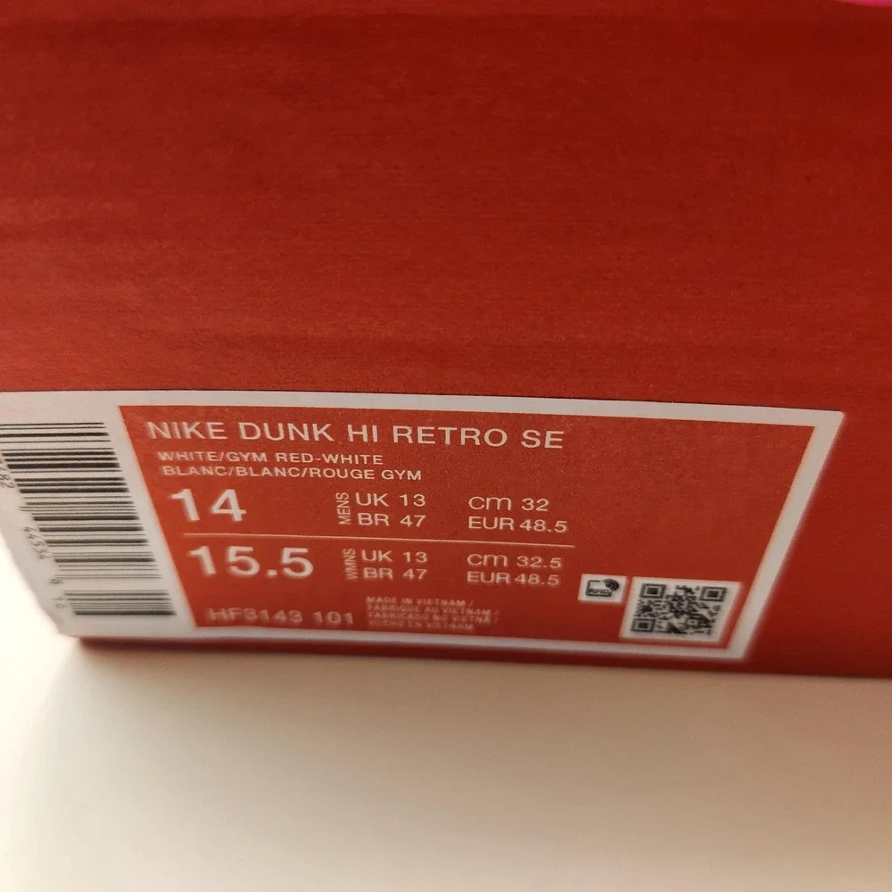 Nike new includes