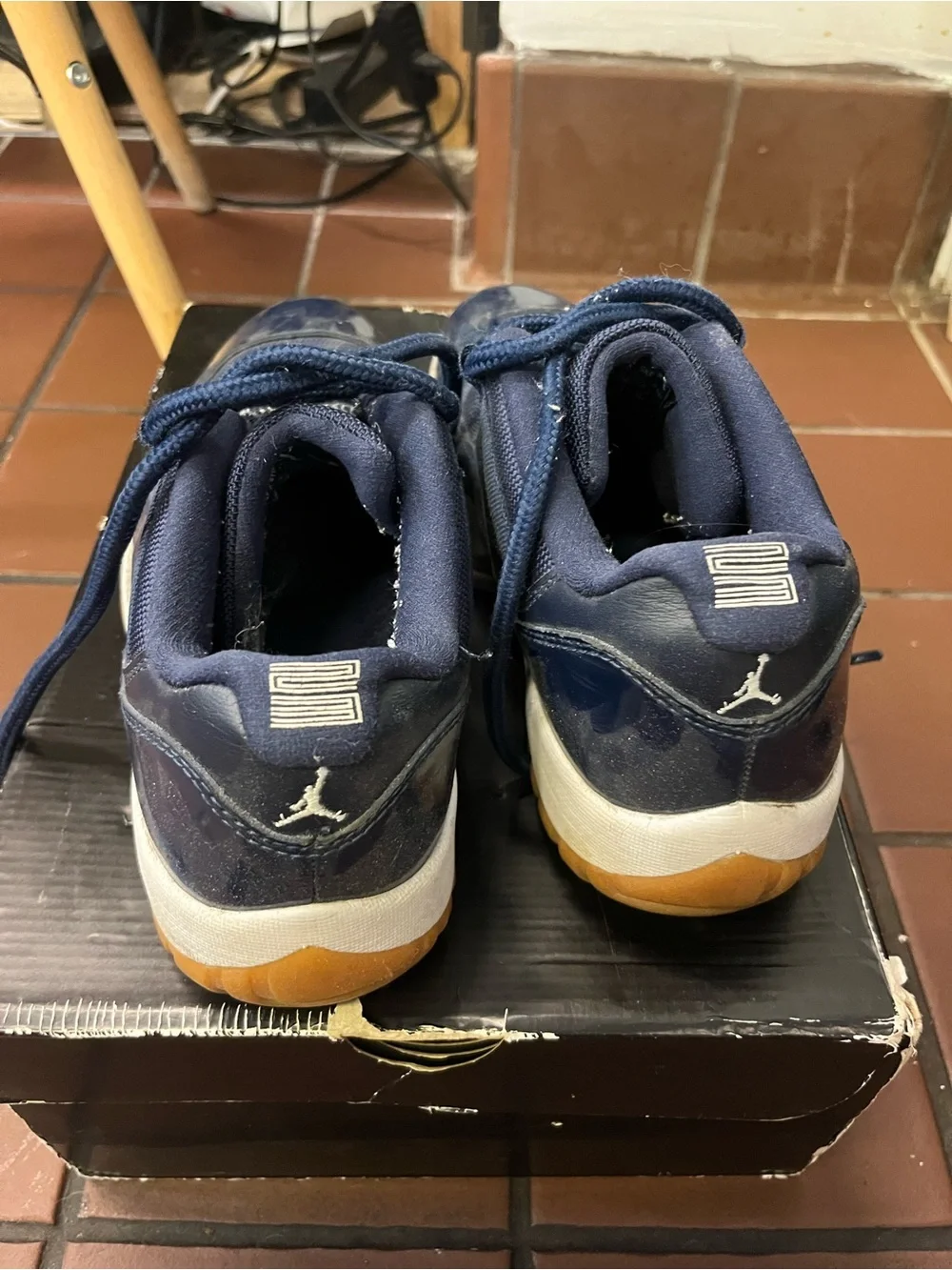 Jordan low top
