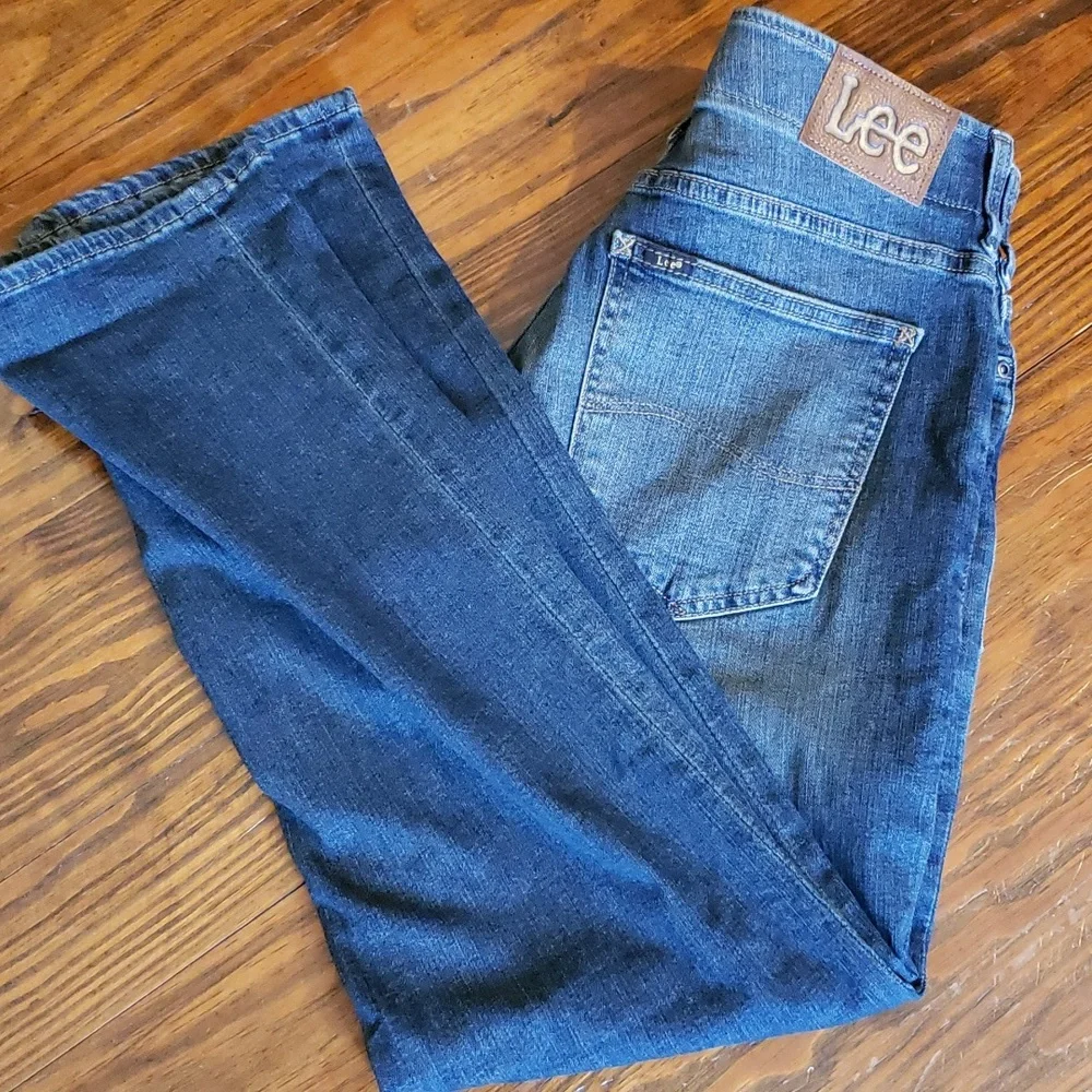 Lee straight fit