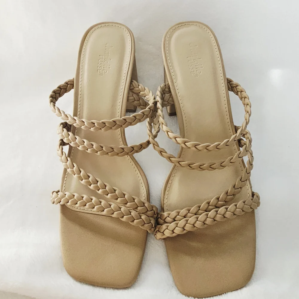 Charlotte Russe step into