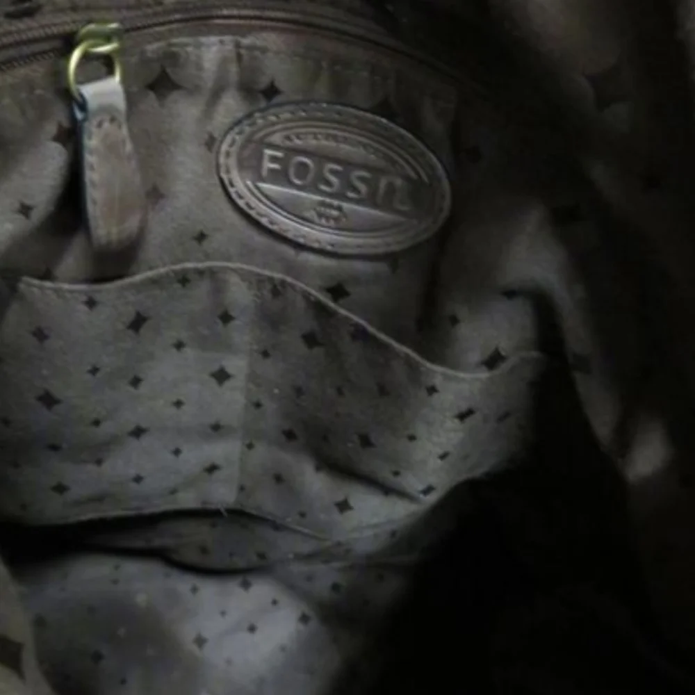 Fossil black pebbled