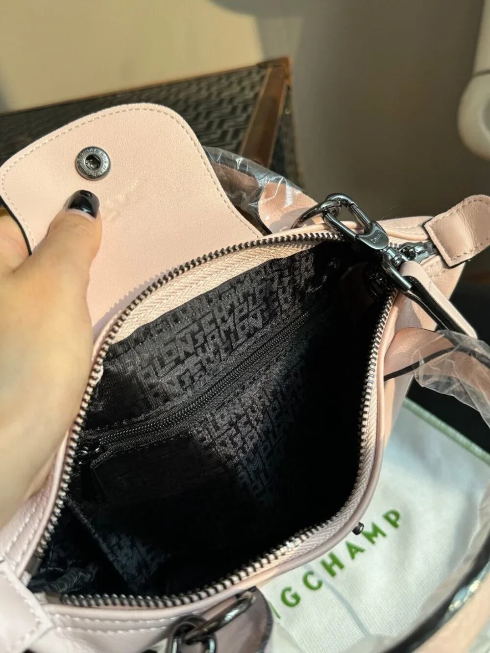 Longchamp material premium