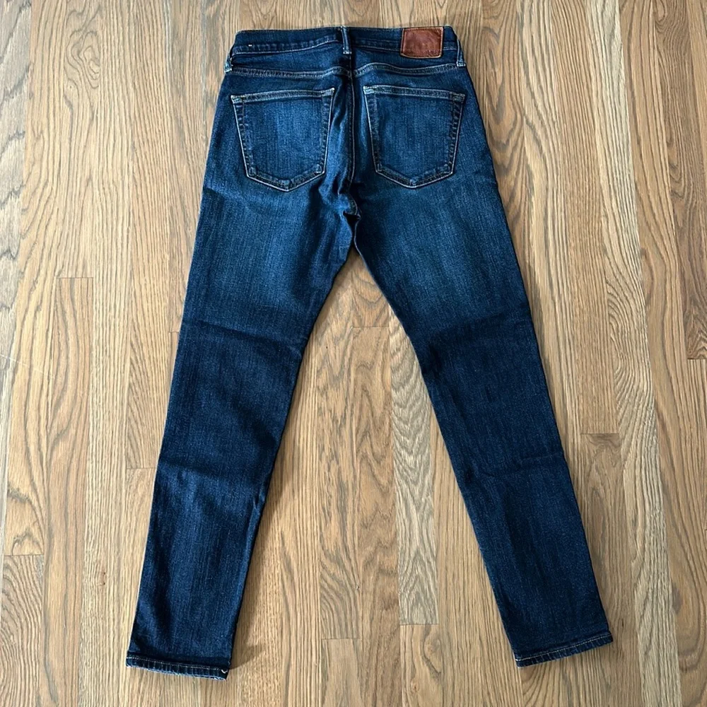 Abercrombie & Fitch flat size some