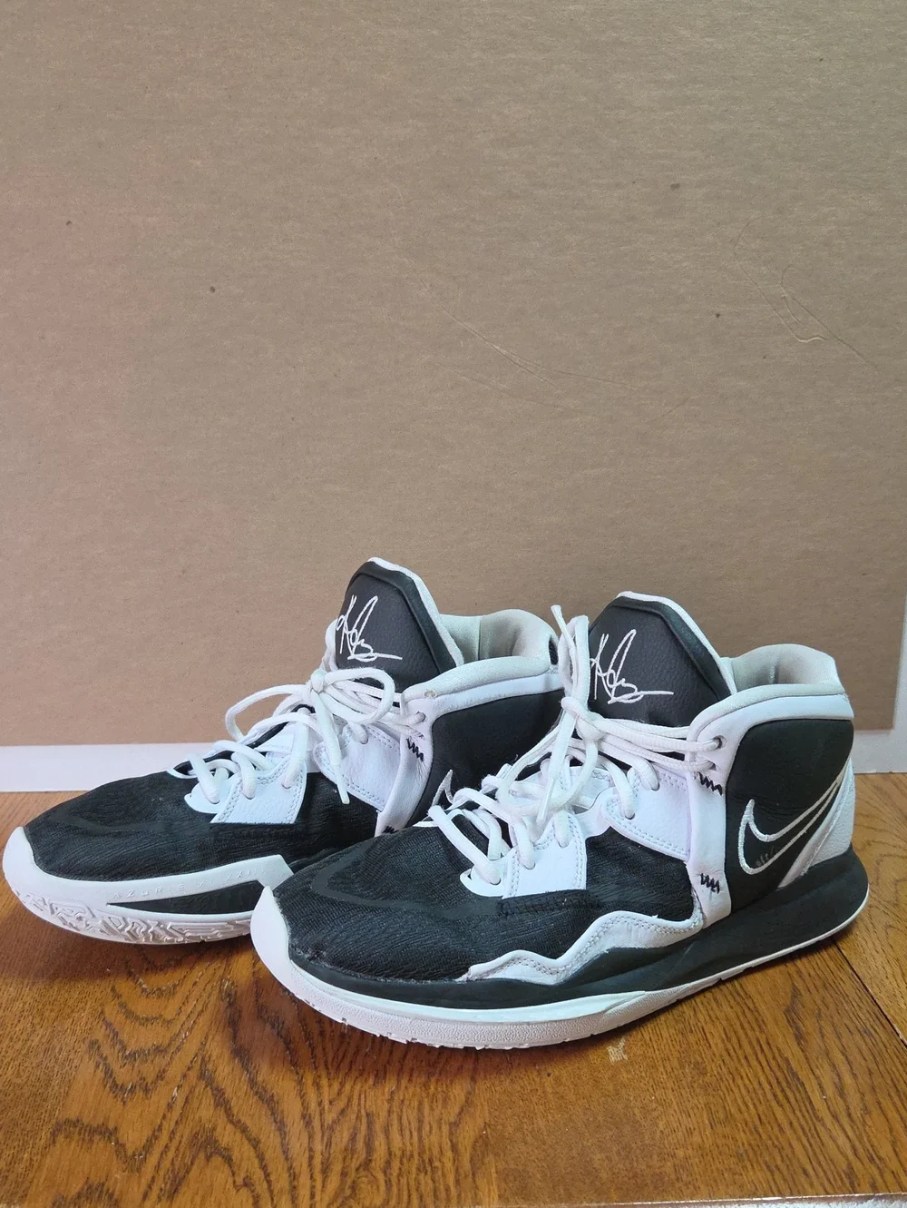 Nike basketball tb that