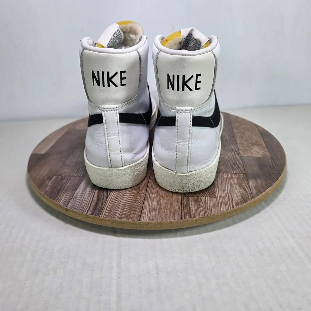 Nike every reach high