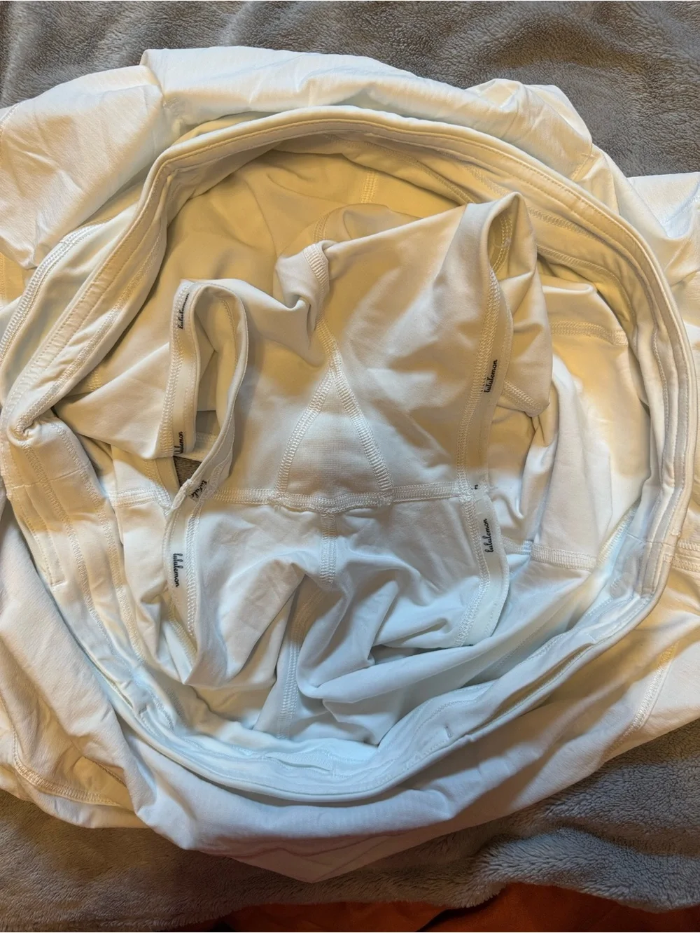 lululemon athletica excellent crisp