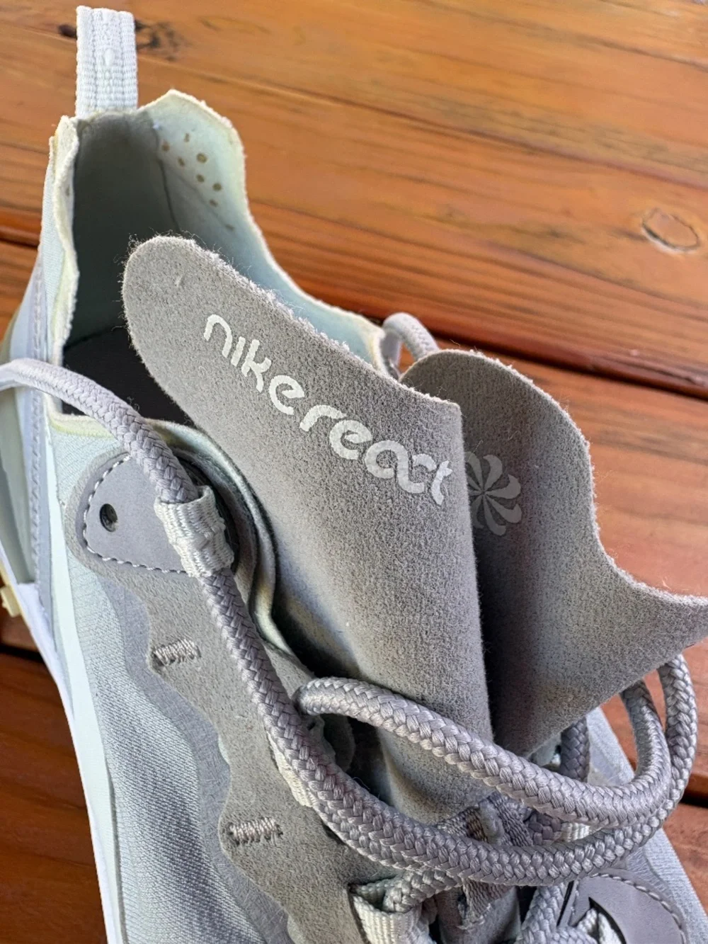 Nike good preowned