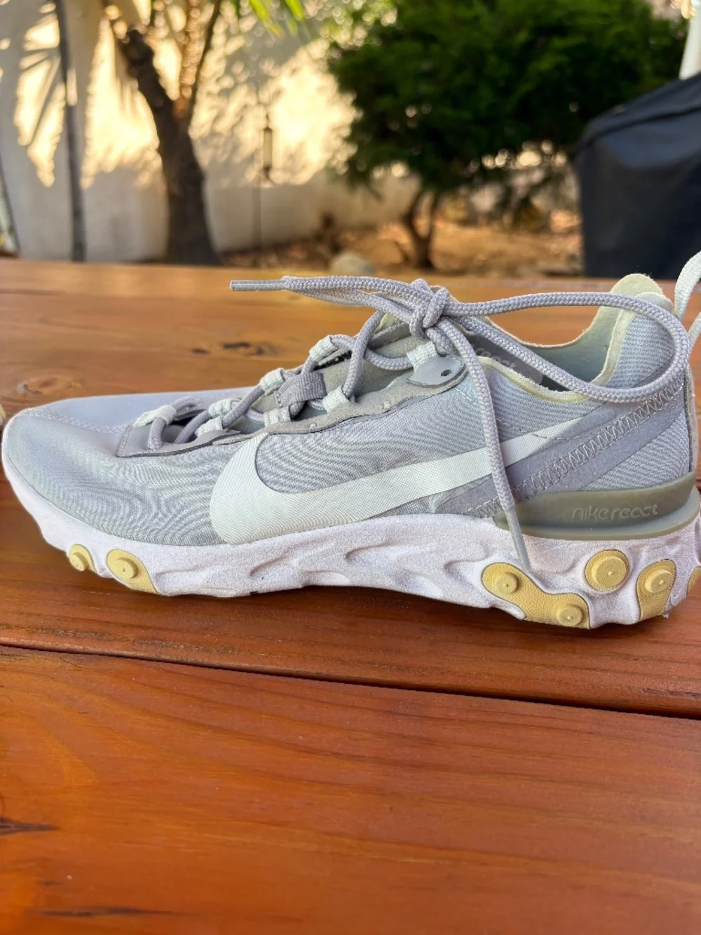 Nike good preowned