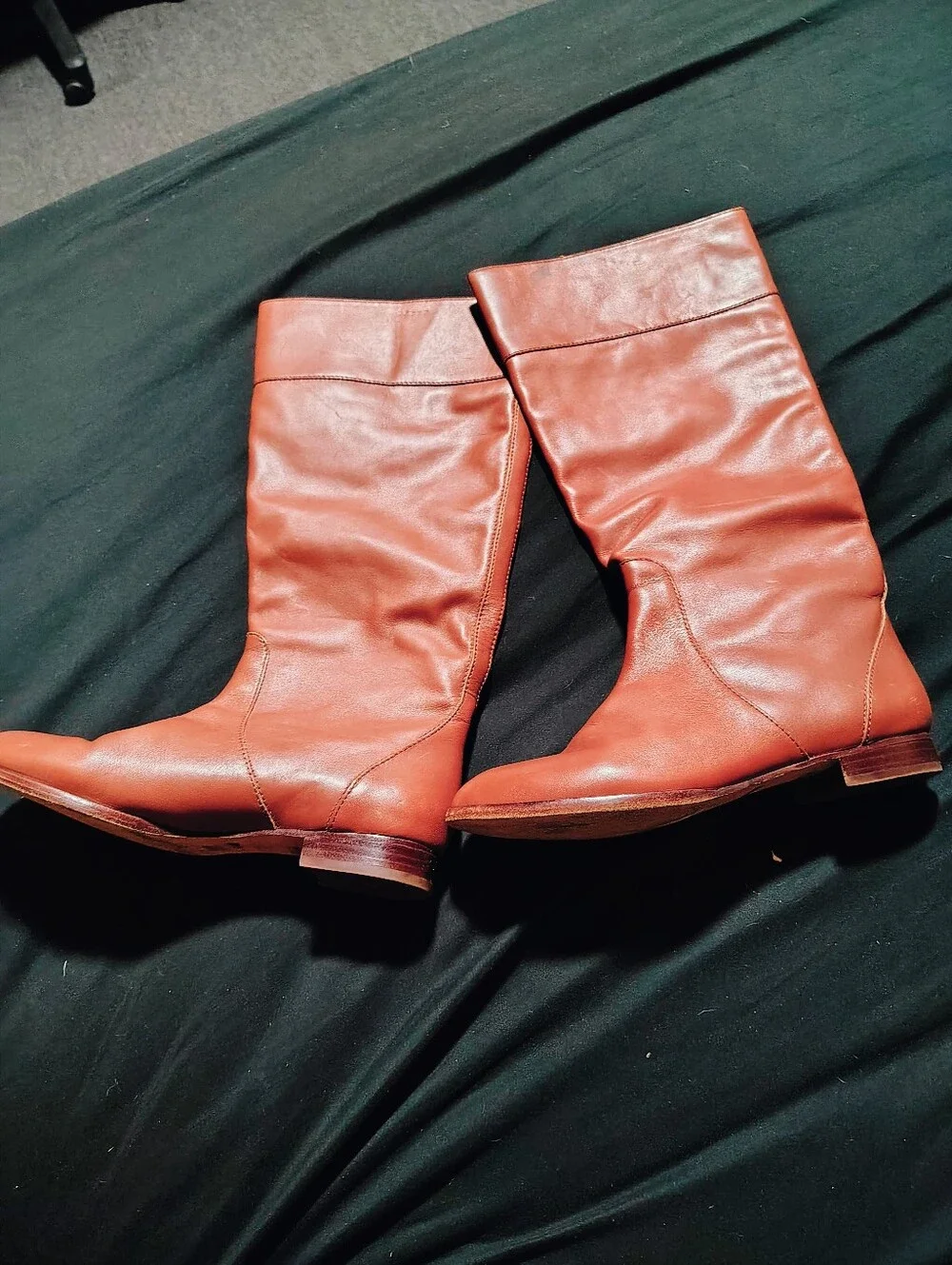 J. Crew leather toe seam