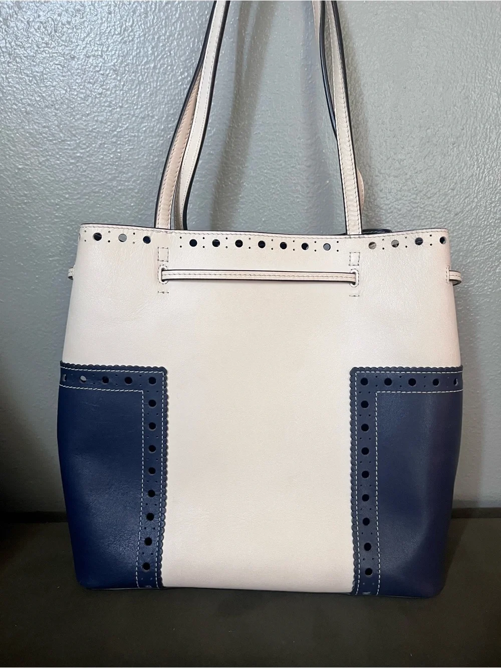 Tory Burch silhouette 11