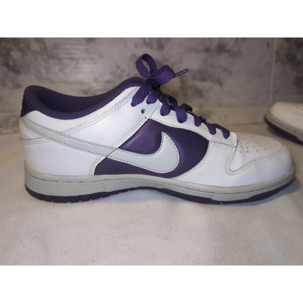Nike white size these