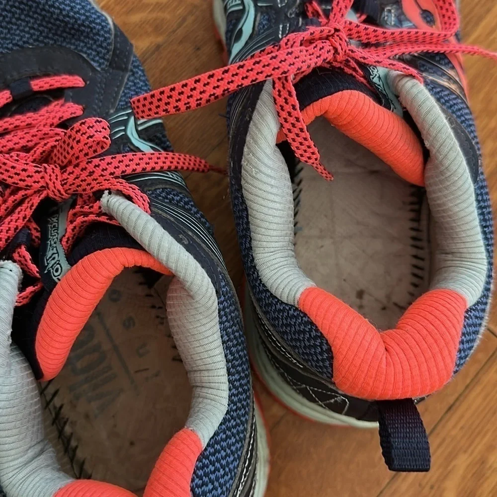 Saucony these sneakers