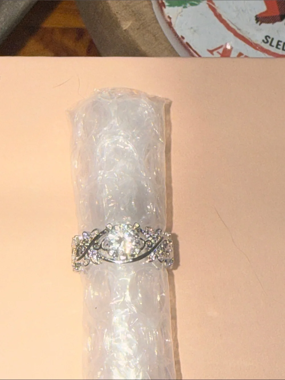 Moissanite occasions tester eye
