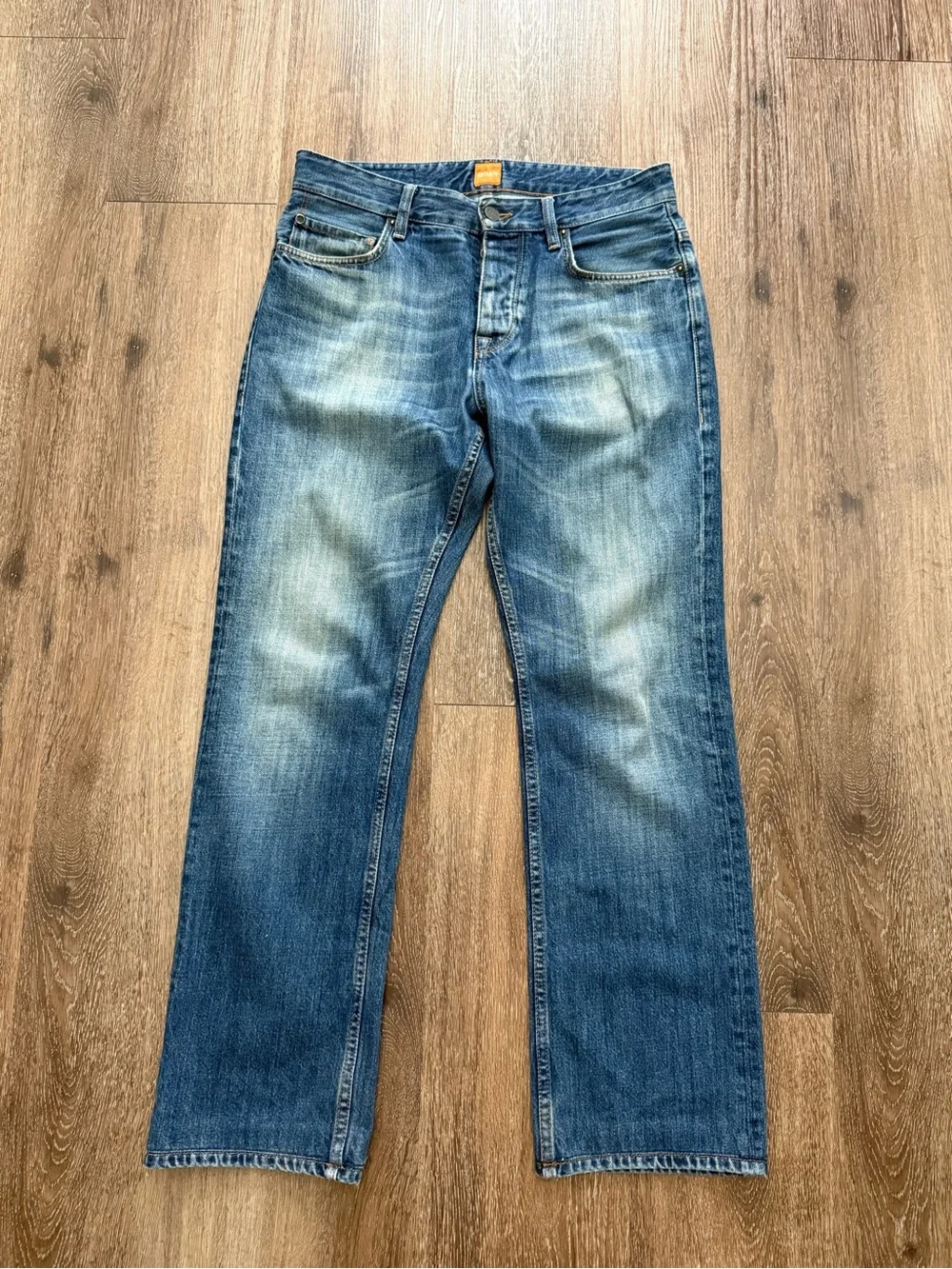Hugo Boss Faded Blue Straight-Leg Jeans size 30