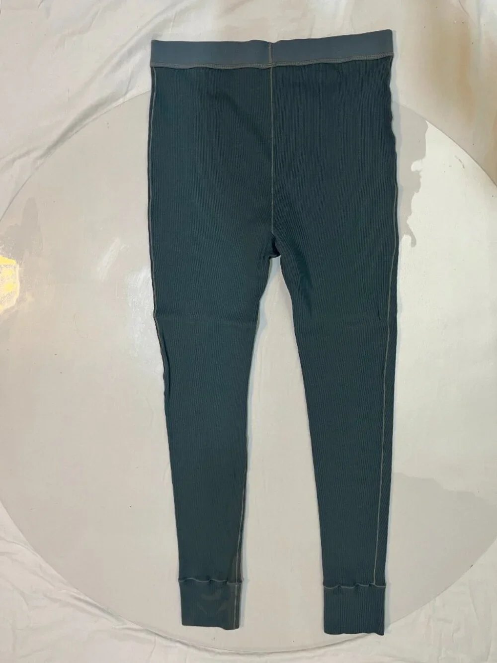 SKIMS size color
