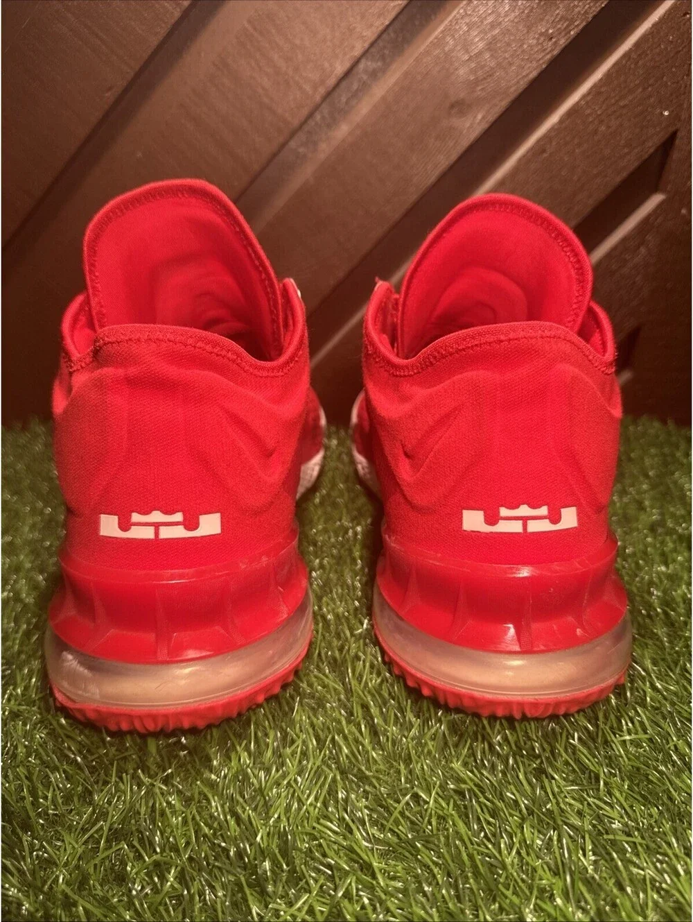 Nike product player
