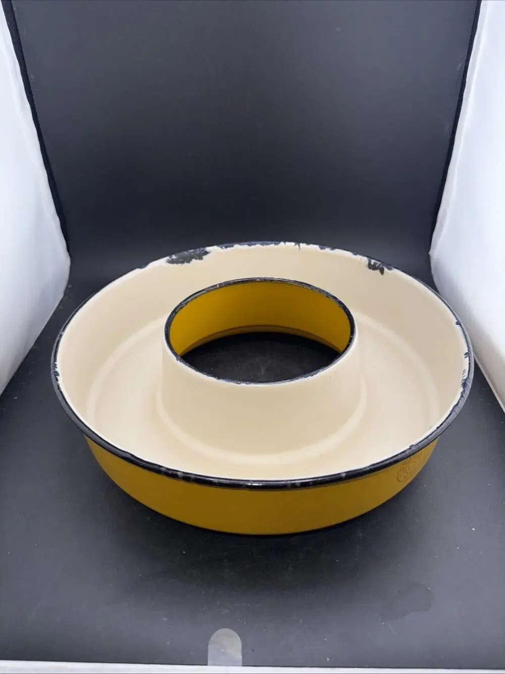 Vintage Cream City Ware G&P Milwaukee Yellow Enamel Angel Food Cake Tube Pan