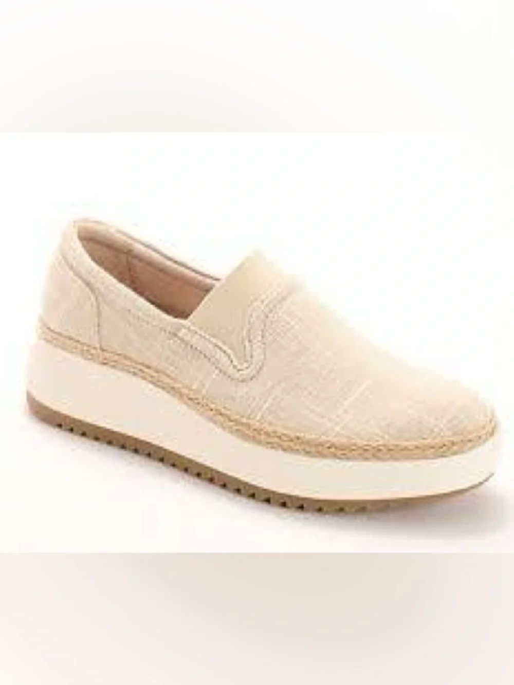 NWOT Clarks Zylah Sky Loafers