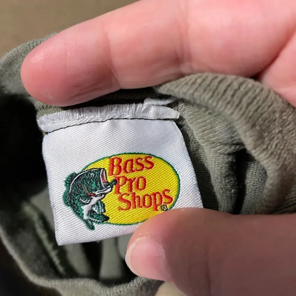 Bass Pro Shops size 4t