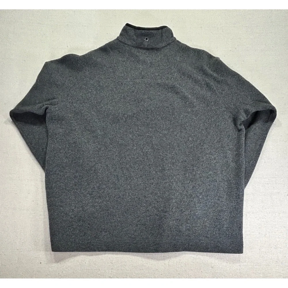 Mountain Hardwear zip good