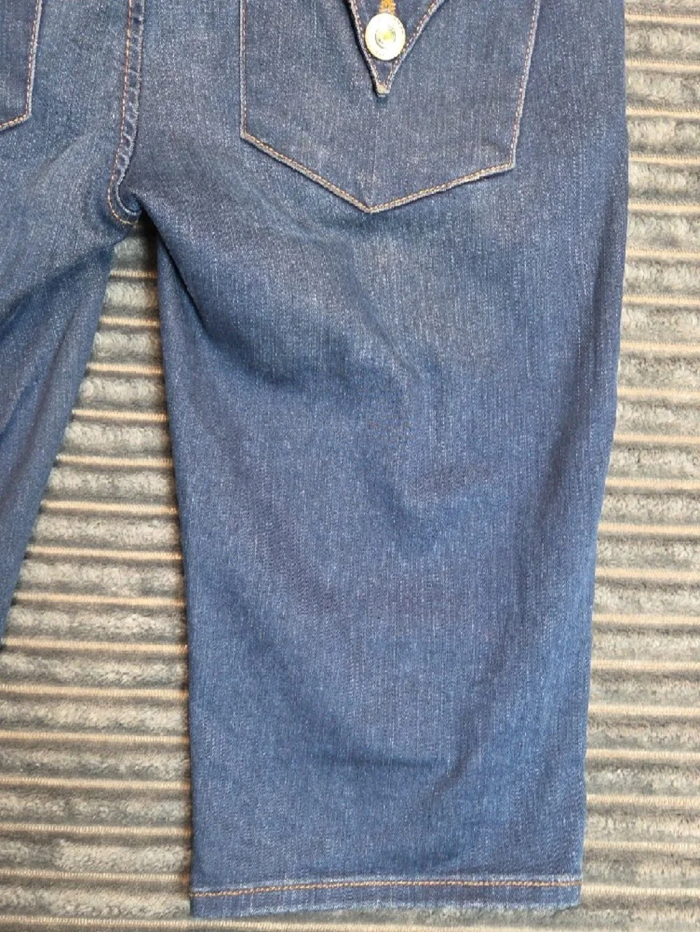 Hudson Jeans wash topstitching hem