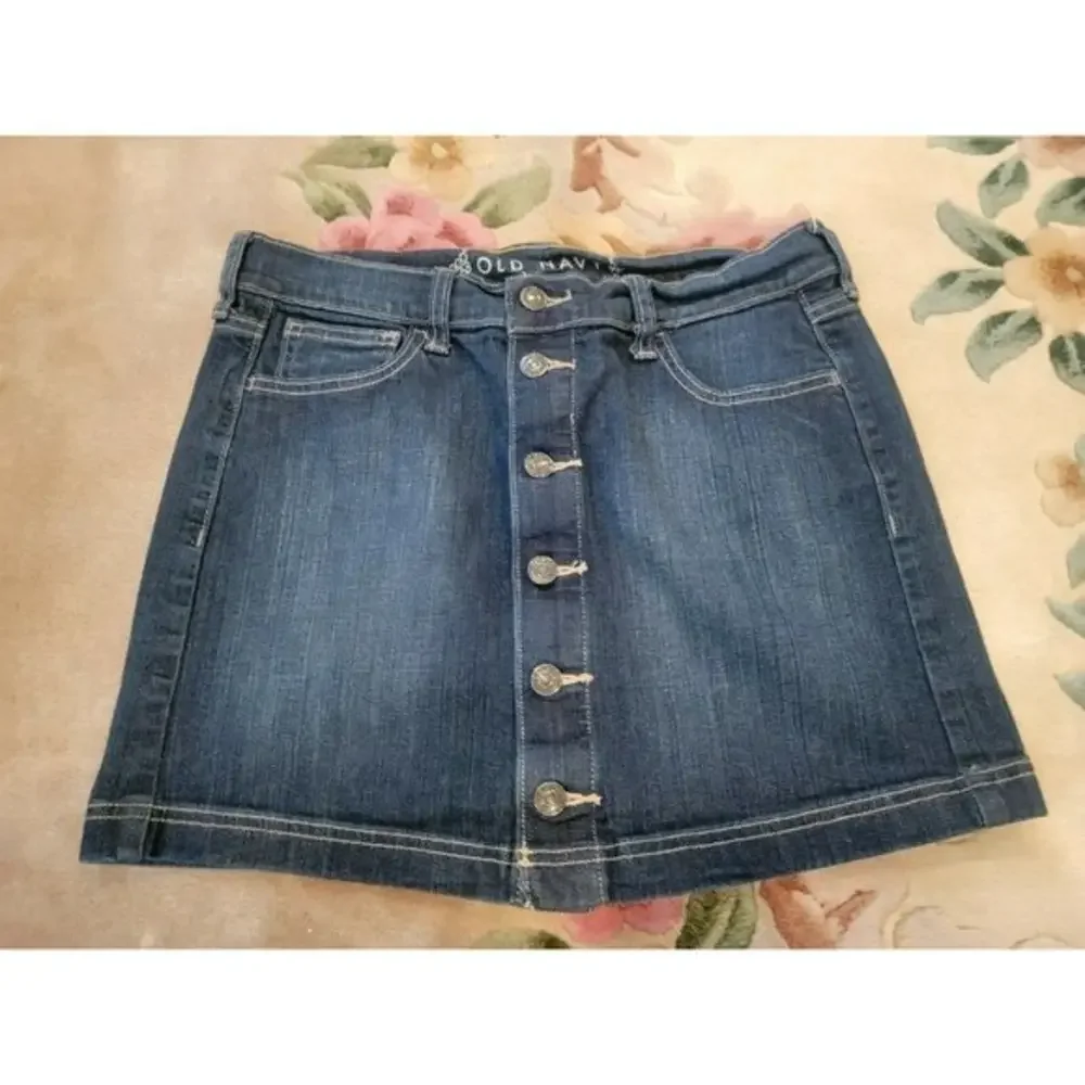 Old Navy Junior Girls Women Size 4, Denim Midi Skirt‎ 32