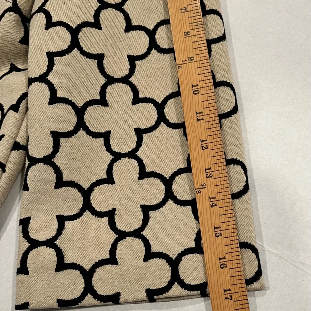 Chelsea & Theodore 22” print sleeve