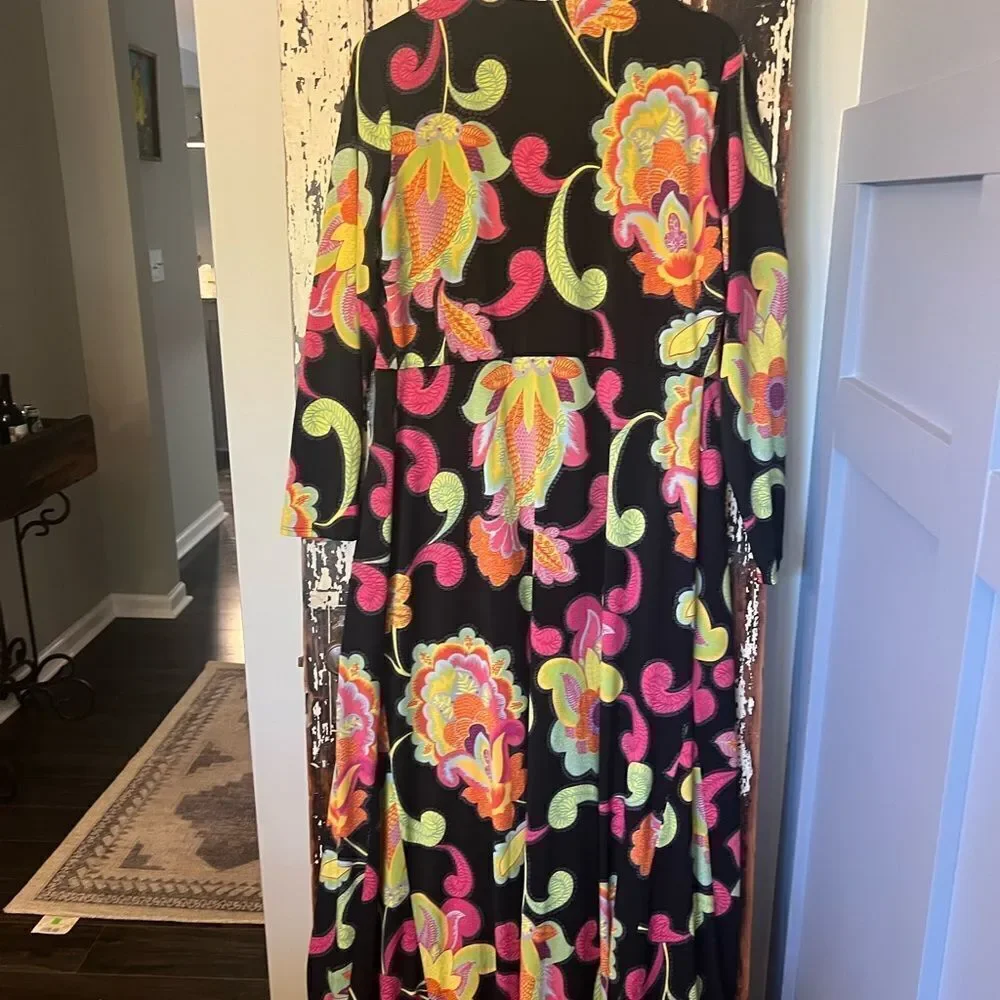 Trina Turk elegant black