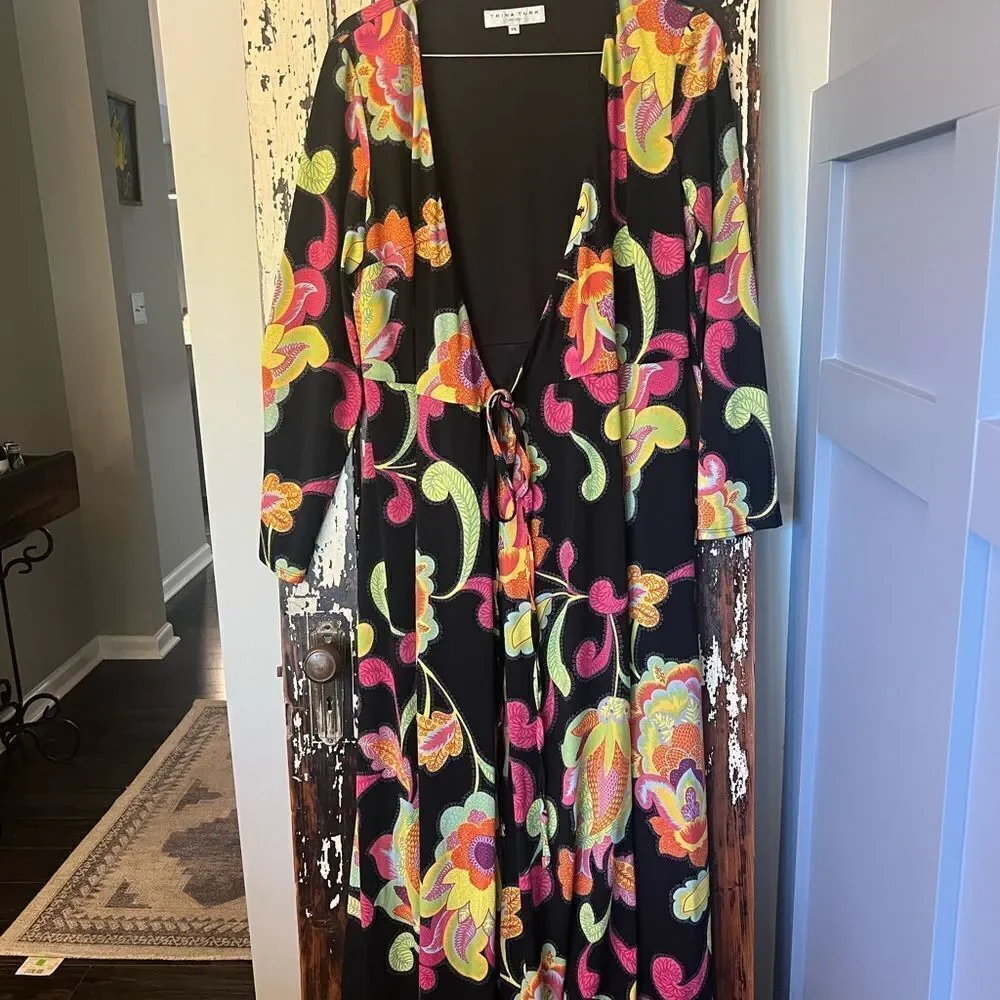 Trina Turk Dresses wrap floral resort wear Black Maxi Dress. Women’s size 14