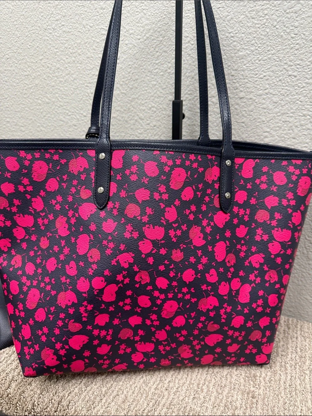Coach tote bold