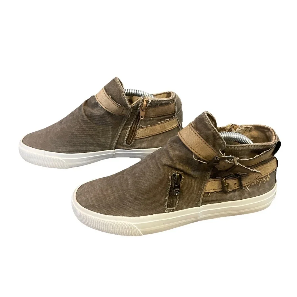 Blowfish Malibu‎ Ankle Booties Women's Size 8 Side Zip Olive Dbl Buckle
