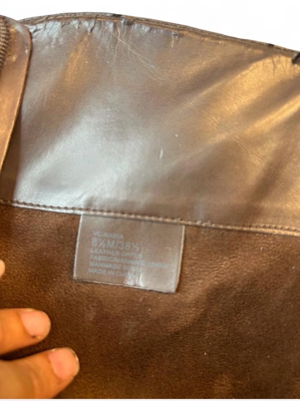 Vince Camuto sleek knee
