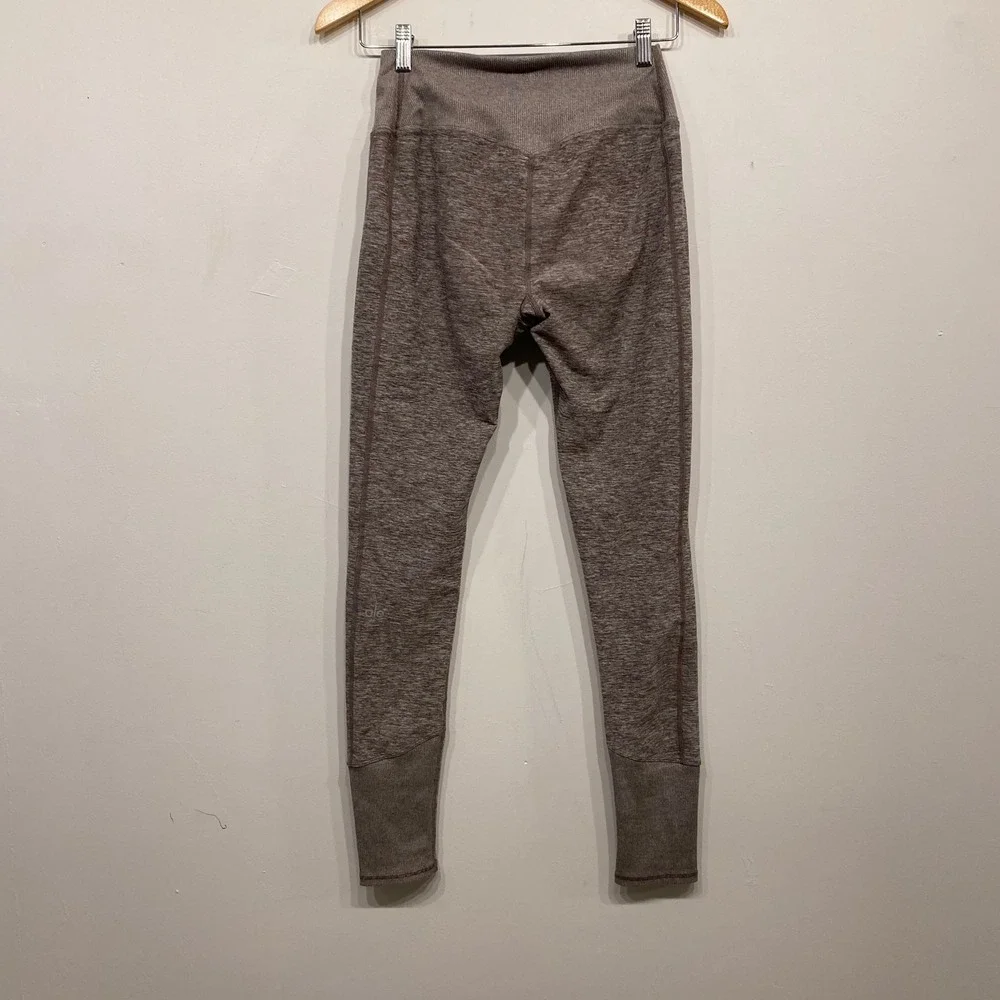 ALO Yoga cuffs these