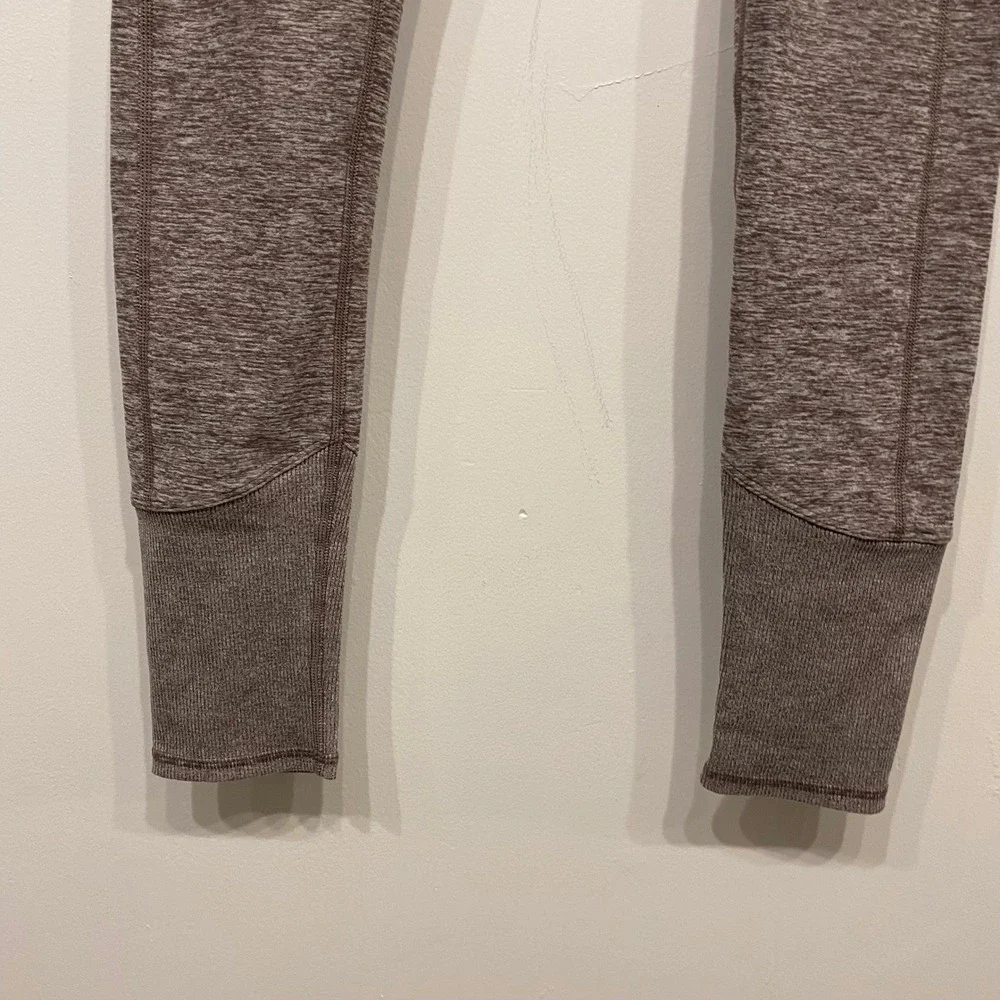 ALO Yoga yoga flattering