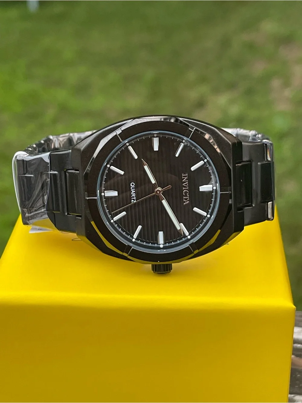 Invicta resist core up