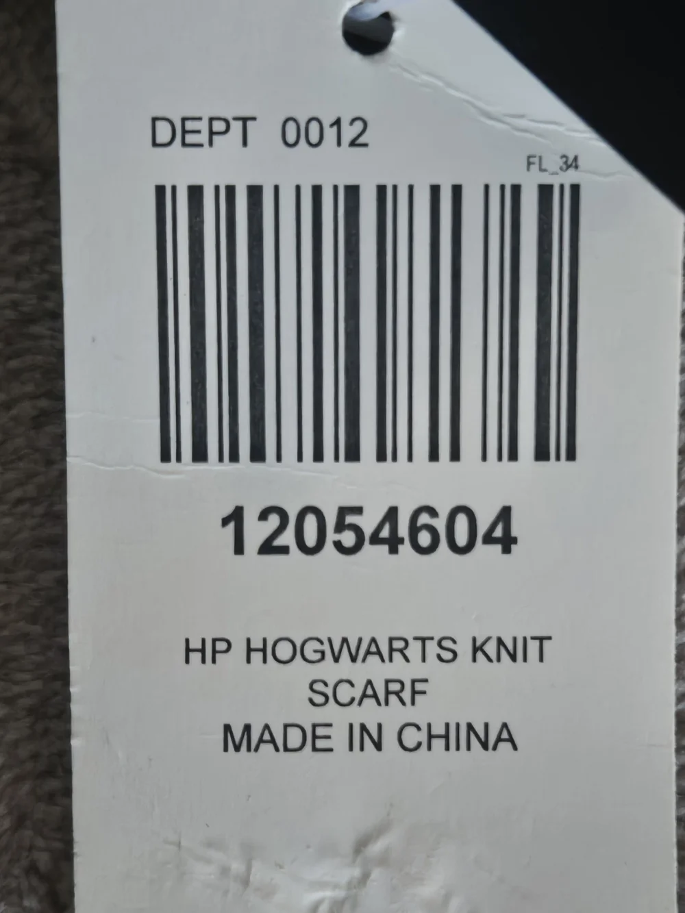 Warner Bros. looking mahalo scarf